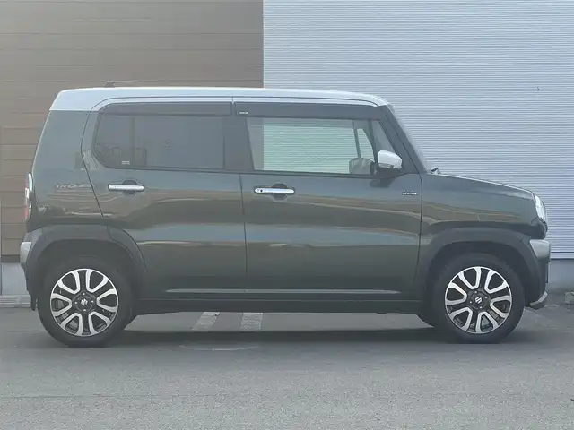 スズキ ハスラー Jスタイル Ⅱ 秋田県 2017(平29)年 5.1万km クールカーキパールメタリック/ホワイト2トーンルーフ ４WD/ターボ/衝突軽減システム/フルセグ/全方位カメラ/純正アルミ/スマートキー/アイドリングストップ/プッシュスタート/レーンキープアシスト/ステアリングスイッチ/前席シートヒーター/ETC/純正フロアマット/純正ドアバイザー/オートライト/オートエアコン/パワーステアリング/パワーウィンドウ/横滑り防止/盗難防止装置/電動格納ウィンカーミラー