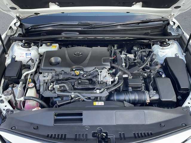 トヨタ カムリ G レザーパッケージ 山口県 2017(平29)年 10.5万km プラチナホワイトパールマイカ ワンオーナー/サンルーフ/モデリスタフルエアロ/メーカー純正SDナビ/・DVD再生機能有/・フルセグTV/・Bluetooth接続/・バックカメラ/ビルトインETC/ドライブレコーダー/ワンオーナー/Toyota Safety Sense/・プリクラッシュセーフティ/・レーントレーシングアシスト/・ロードサインアシスト/・レーダークルーズコントロール/・先行車発進告知機能/・ドライバー異常時対応システム/・ブラインドスポットモニター/・クリアランスソナー/・パーキングサポートブレーキ/オート電動格納式ドアミラー/USB入力端子/スマートキー/プッシュスタート/スペアキー1本/レザーシート/シートヒーター/パワーシート/純正フロアマット/パワーバックドア/社外19インチAW【LEONIS】/純正LEDライト/オートマチックハイビーム/ドアバイザー/ウィンカーミラー/純正AWスタッドレス積み込み/保証書/取扱説明書