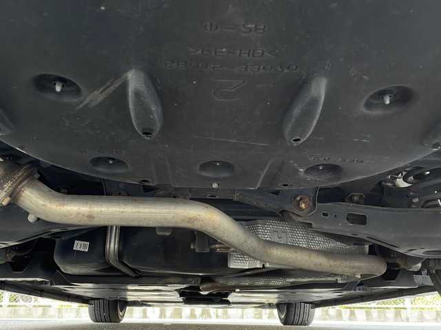 トヨタ カムリ G レザーパッケージ 山口県 2017(平29)年 10.5万km プラチナホワイトパールマイカ ワンオーナー/サンルーフ/モデリスタフルエアロ/メーカー純正SDナビ/・DVD再生機能有/・フルセグTV/・Bluetooth接続/・バックカメラ/ビルトインETC/ドライブレコーダー/ワンオーナー/Toyota Safety Sense/・プリクラッシュセーフティ/・レーントレーシングアシスト/・ロードサインアシスト/・レーダークルーズコントロール/・先行車発進告知機能/・ドライバー異常時対応システム/・ブラインドスポットモニター/・クリアランスソナー/・パーキングサポートブレーキ/オート電動格納式ドアミラー/USB入力端子/スマートキー/プッシュスタート/スペアキー1本/レザーシート/シートヒーター/パワーシート/純正フロアマット/パワーバックドア/社外19インチAW【LEONIS】/純正LEDライト/オートマチックハイビーム/ドアバイザー/ウィンカーミラー/純正AWスタッドレス積み込み/保証書/取扱説明書