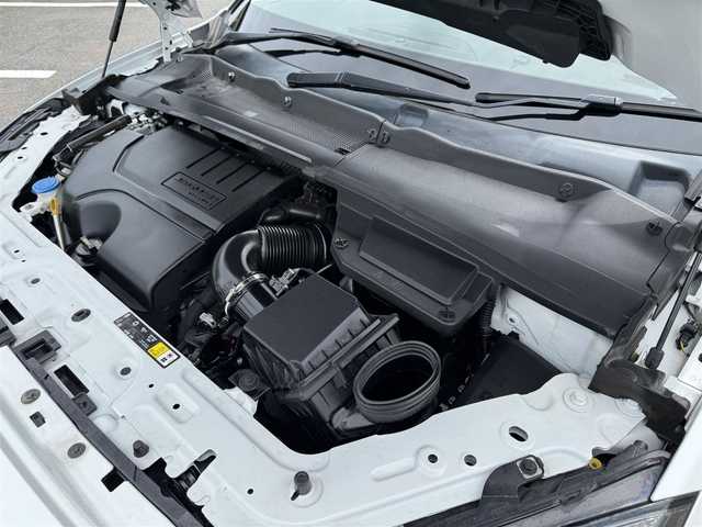 ジャガー Ｅペース S 200PS 千葉県 2019(平31)年 2万km ポラリスホワイト 衝突被害軽減ブレーキ/レーンキープアシスト/アダプティブクルーズコントロール/LEDヘッドライト/前後コーナーセンサー/カーテンエアバッグ/前後純正ドライブレコーダー/純正HDDナビ/Bluetooth/バック+全方位カメラ/フルセグTV/ETC2.0/ターボ車/4WD/電動リアゲート/純正フロアマット/純正17インチアルミホイール/プッシュスタート/スマートキー/スペアキー/取扱説明書＆保証書