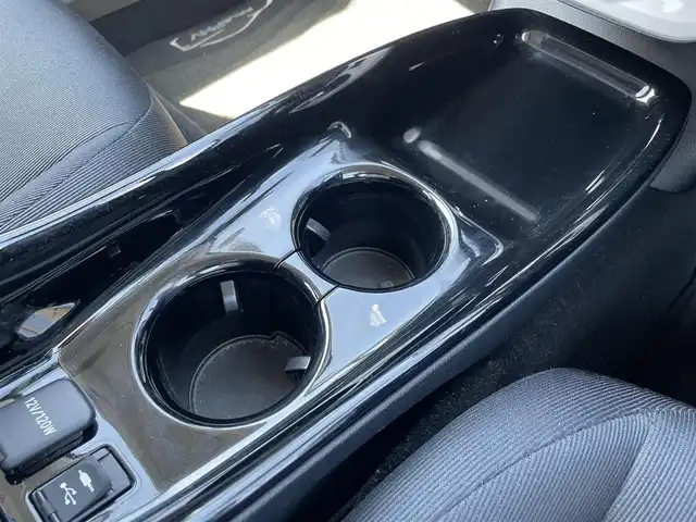 トヨタ プリウス ＰＨＶ S ナビパッケージ 佐賀県 2018(平30)年 7.6万km ホワイトパールクリスタルシャイン プラグインハイブリッド/純正11.6インチメモリーナビゲーション/・フルセグTV/AM/FM/USB/Bluetooth/バックカメラ/前方ドライブレコーダー/ビルトインETC2.0/DN席シートヒーター/ISOFIX対応/革巻きステアリング/ステアリングヒーター/ステアリングリモコン/純正LEDヘッドライト/純正フォグランプ/純正フロアマット/クルーズコントロール/レーンディパーチャーアラート