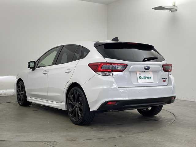 スバル インプレッサ スポーツ STI スポーツ 兵庫県 2021(令3)年 2.8万km セラミックホワイト ・純正ナビ&TV&CD&DVD&SD&BT/・アイサイト/・プリクラッシュセーフティ/・レーンキープアシスト/・ブラインドスポットモニター/・フロント・サイド・バックカメラ/・ビルトインETC/・レーダークルーズコントロール/・後方コーナーセンサー/・LEDヘッドライト/・プッシュスタート/・スマートキー/・オートライト/・オートエアコン/・フォグランプ/・純正18インチAW/・電動パーキング/・オートビークルホールド/・革巻きステアリング/・ステアリングスイッチ/・パドルシフト/・運転席メモリシート/・横滑り防止装置/・純正フロアマット