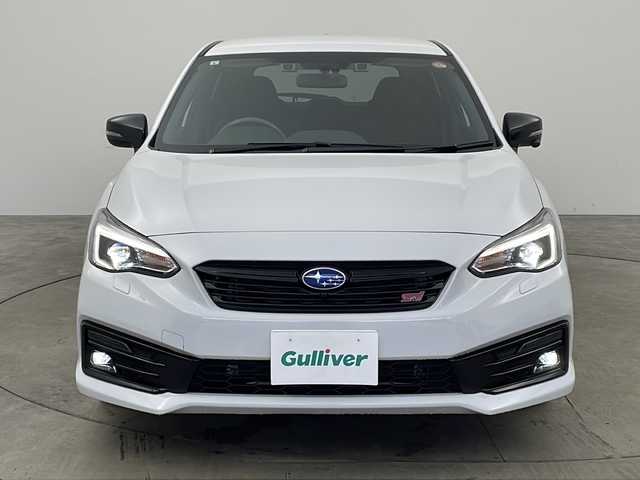 スバル インプレッサ スポーツ STI スポーツ 兵庫県 2021(令3)年 2.8万km セラミックホワイト ・純正ナビ&TV&CD&DVD&SD&BT/・アイサイト/・プリクラッシュセーフティ/・レーンキープアシスト/・ブラインドスポットモニター/・フロント・サイド・バックカメラ/・ビルトインETC/・レーダークルーズコントロール/・後方コーナーセンサー/・LEDヘッドライト/・プッシュスタート/・スマートキー/・オートライト/・オートエアコン/・フォグランプ/・純正18インチAW/・電動パーキング/・オートビークルホールド/・革巻きステアリング/・ステアリングスイッチ/・パドルシフト/・運転席メモリシート/・横滑り防止装置/・純正フロアマット