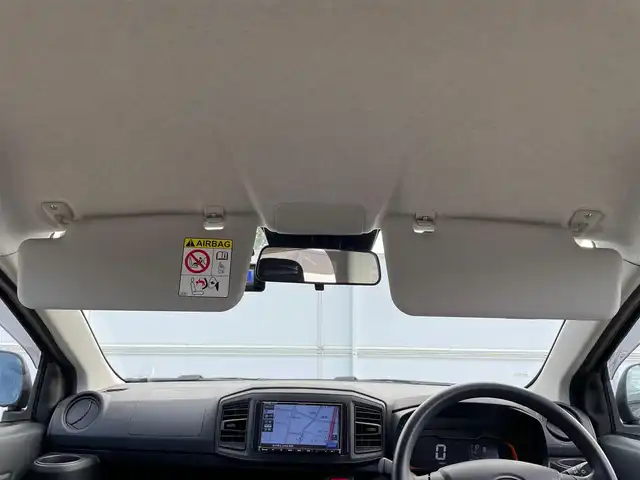 ダイハツ ミラ イース L SAⅢ 岩手県 2018(平30)年 7.5万km ブラックマイカメタリック ４ＷＤ　スマートアシスト３　ナビ　ＴＶ　Ｂｌｕｅｔｏｏｔｈ音楽再生　コーナーセンサー　オートマチックハイビーム　ＥＴＣ　ドライブレコーダー　キーレスエントリー　純正フロアマット　１４インチＡＷ