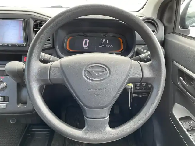 ダイハツ ミラ イース L SAⅢ 岩手県 2018(平30)年 7.5万km ブラックマイカメタリック ４ＷＤ　スマートアシスト３　ナビ　ＴＶ　Ｂｌｕｅｔｏｏｔｈ音楽再生　コーナーセンサー　オートマチックハイビーム　ＥＴＣ　ドライブレコーダー　キーレスエントリー　純正フロアマット　１４インチＡＷ
