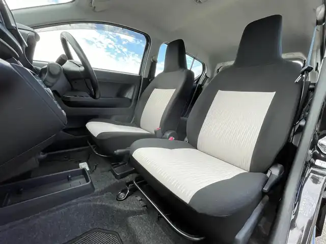 ダイハツ ミラ イース L SAⅢ 岩手県 2018(平30)年 7.5万km ブラックマイカメタリック ４ＷＤ　スマートアシスト３　ナビ　ＴＶ　Ｂｌｕｅｔｏｏｔｈ音楽再生　コーナーセンサー　オートマチックハイビーム　ＥＴＣ　ドライブレコーダー　キーレスエントリー　純正フロアマット　１４インチＡＷ