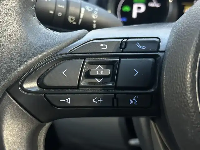 トヨタ ヤリス ハイブリッド Z 愛知県 2020(令2)年 3万km アイスピンクメタリック 純正メモリナビ(FM/AM/BT/フルセグ)/トヨタセーフティーセンス/ ・プリクラッシュセーフティー/ ・レーントレーシングアシスト/ ・ブラインドスポットモニター/ ・リアクロストラフィックアラート/ ・パーキングサポートブレーキ/ ・クリアランスソナー/ ・ロードサインアシスト/ ・オートマッチクハイビーム/ ・レーダークルーズコントロール/アラウンドビューモニター・バックカメラ/ドライブレコーダー/ハーフレザーシート/シートヒーター/LEDヘッドライト/純正AW16インチ/電動格納ミラー/純正フロアマット/ETC/プッシュスタート/スマートキー/ステアリングリモコン/ABS/取扱説明書・保証書