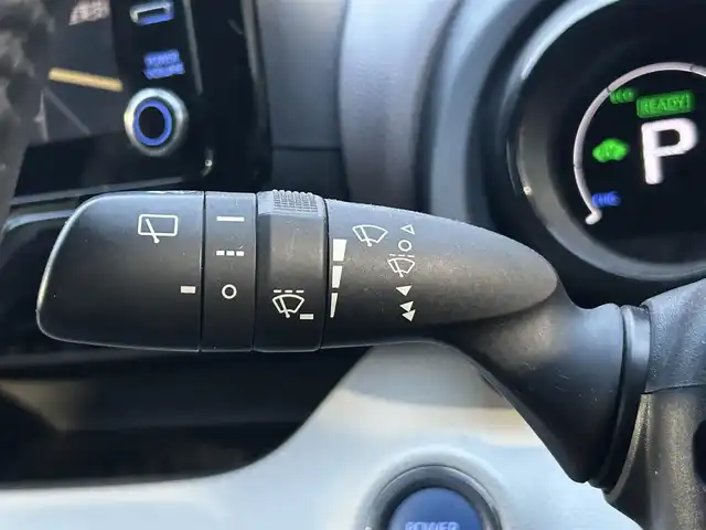 トヨタ ヤリス ハイブリッド Z 愛知県 2020(令2)年 3万km アイスピンクメタリック 純正メモリナビ(FM/AM/BT/フルセグ)/トヨタセーフティーセンス/ ・プリクラッシュセーフティー/ ・レーントレーシングアシスト/ ・ブラインドスポットモニター/ ・リアクロストラフィックアラート/ ・パーキングサポートブレーキ/ ・クリアランスソナー/ ・ロードサインアシスト/ ・オートマッチクハイビーム/ ・レーダークルーズコントロール/アラウンドビューモニター・バックカメラ/ドライブレコーダー/ハーフレザーシート/シートヒーター/LEDヘッドライト/純正AW16インチ/電動格納ミラー/純正フロアマット/ETC/プッシュスタート/スマートキー/ステアリングリモコン/ABS/取扱説明書・保証書