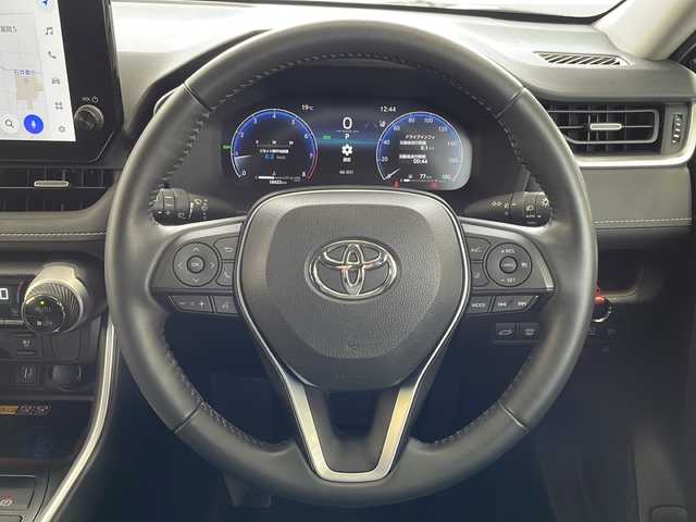 トヨタ ＲＡＶ４ G Zパッケージ 愛媛県 2022(令4)年 1.9万km アティチュードブラックマイカ ワンオーナー/サンルーフ/モデリスタフルエアロ/フロントグリル・ヘッドランプ・バックドアガーニッシュ/純正ナビ(フルセグTV/AM・FM/BT)TVキャンセラー付/バック・フロント・サイドカメラ/ビルトインETC2.0/デジタルインナーミラー/置くだけ充電/ステアリングヒーター/パワーシート(D席)/シートヒーター(D＋N席)/エアシート(D＋N席)/クルーズコントロール/純正フロアマット/純正19インチアルミホイール/スペアキー/エンジンスターター