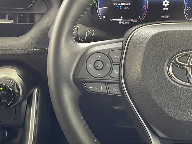 トヨタ ＲＡＶ４ G Zパッケージ 愛媛県 2022(令4)年 1.9万km アティチュードブラックマイカ ワンオーナー/サンルーフ/モデリスタフルエアロ/フロントグリル・ヘッドランプ・バックドアガーニッシュ/純正ナビ(フルセグTV/AM・FM/BT)TVキャンセラー付/バック・フロント・サイドカメラ/ビルトインETC2.0/デジタルインナーミラー/置くだけ充電/ステアリングヒーター/パワーシート(D席)/シートヒーター(D＋N席)/エアシート(D＋N席)/クルーズコントロール/純正フロアマット/純正19インチアルミホイール/スペアキー/エンジンスターター