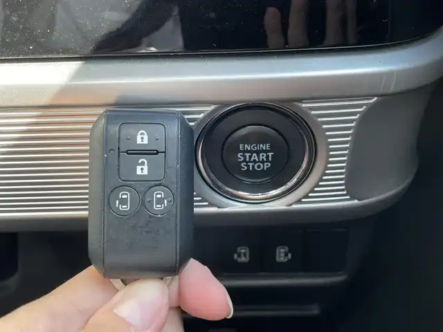 スズキ スペーシア カスタム HYBRID XS ターボ 鹿児島県 2018(平30)年 3.5万km フェニックスレッドパール/ブルーイッシュブラックパール 社外ナビ/（フルセグTV/Bluetooth/CD/DVD）/バックカメラ/両側パワースライドドア/レーダークルーズコントロール/LEDヘッドライト/シートヒーター/純正15インチアルミホイール/アイドリングストップ/スマートキー/ETC