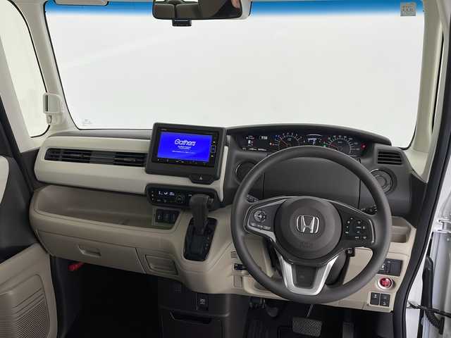 ホンダ Ｎ ＢＯＸ G L ホンダセンシング 長野県 2019(令1)年 4万km プラチナホワイトパール 4WD/純正メモリナビ（型番：VXM-184VFi）/（フルセグTV＆CD＆DVD＆USB＆SD＆FM・AM）/バックカメラ/ホンダセンシング/・クルーズコントロール（追従あり）/・衝突被害軽減システム/・レーンキープアシスト/冬タイヤ４本（純正ホイールキャップ付）/シートヒータ（前席）/片側パワースライドドア/LEDヘッドライト/オートマチックハイビーム/オートライト/ドアバイザー/14インチ社外アルミホイール/純正フロアマット/２列目サンシェード/スマートキー