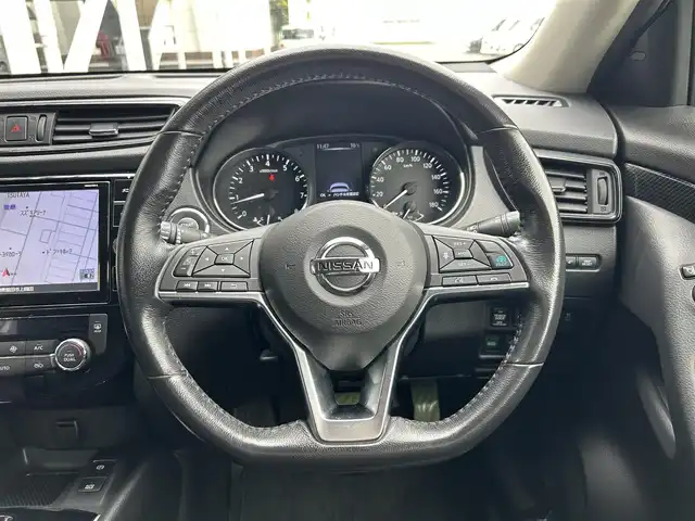 日産 エクストレイル 20Xi 静岡県 2019(平31)年 4.6万km ダイヤモンドブラック 純正9インチメモリナビ/（CD/DVD/BT/FM/AM/SD）/フルセグTV/プロパイロット/・インテリジェントLI（車線逸脱防止）/・BSW（後側方車両検知警報）/・RCTA（交代時車両検知）/アラウンドビューモニター/電動リアゲート/ETC/LEDヘッドライト/フォグランプ/パートナーコンビ防水シート/革巻きハンドル/ISOFIX/純正18AW