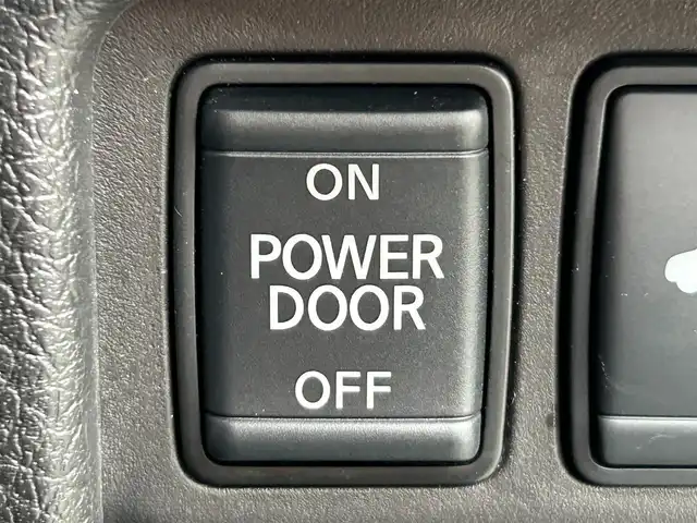 日産 エクストレイル 20Xi 静岡県 2019(平31)年 4.6万km ダイヤモンドブラック 純正9インチメモリナビ/（CD/DVD/BT/FM/AM/SD）/フルセグTV/プロパイロット/・インテリジェントLI（車線逸脱防止）/・BSW（後側方車両検知警報）/・RCTA（交代時車両検知）/アラウンドビューモニター/電動リアゲート/ETC/LEDヘッドライト/フォグランプ/パートナーコンビ防水シート/革巻きハンドル/ISOFIX/純正18AW