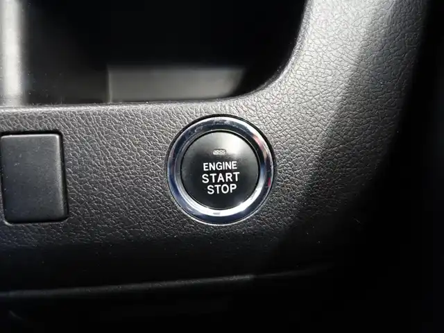 トヨタ ヴォクシー ZS 煌 静岡県 2011(平23)年 13.4万km ボルドーマイカメタリック ワンオーナー/禁煙車/両側パワースライド/純正HDDナビ（NHZN-W60G)/CD/DVD/BT/HDD/フルセグTV/AUX/SD/純正フリップダウンモニター/ビルトインETC/バックカメラ/2列目回転シート/純正フロアマット/純正ドアバイザー/スマートキー2個/プッシュスタート/純正HIDヘッドライト/オートライト/取扱説明書/保証書