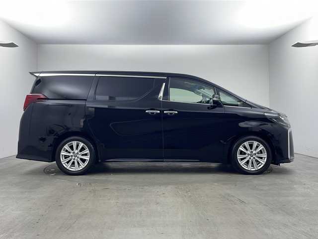 トヨタ アルファード S Aパッケージ 兵庫県 2019(平31)年 7.5万km ブラック ・ワンオーナー車/・社外9インチナビ（AVIC-RQ902）/CD/DVD/SD/USB/Bluetooth/TV/・バックカメラ/・両側パワースライドドア/・ドライブレコーダー/・ウッドコンビステアリング/・ステアリングスイッチ/・Toyota　Safety　Sense/・プリクラッシュセーフティ/・レーントレーシングアシスト/・レーダークルーズコントロール/・ロードサインアシスト/・オートマチックハイビーム/・先行車発進告知機能/・AC100V電源/・ＬＥＤヘッドライト/・オートライト/・フォグランプ/・純正フロアマット/・純正18インチアルミホイール/・スマートキー/・プッシュスタート