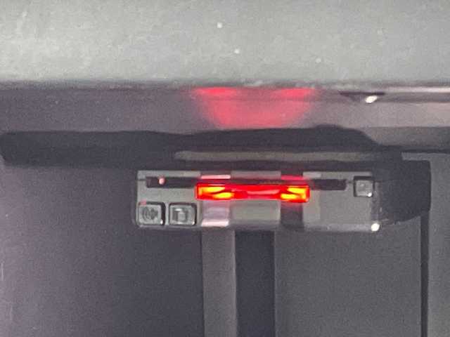 シトロエン シトロエン Ｃ５ エアクロス シャイン ブルーHDi 青森県 2021(令3)年 3.8万km パールⅡ 純正ナビ/(CarPlay/Bluetooth/USB/フルセグTV)/バック/サイドカメラ/ETC/アクティブセーフティブレーキ/アダプティブクルーズコントロール/レーンキープアシスト/ブラインドスポットアシスト/オートハイビーム/ダウンヒルアシスト/コーナーセンサー/パドルシフト/純正18インチアルミホイール/LEDヘッドライト/スマートキー/パワーバックドア/フロアマット