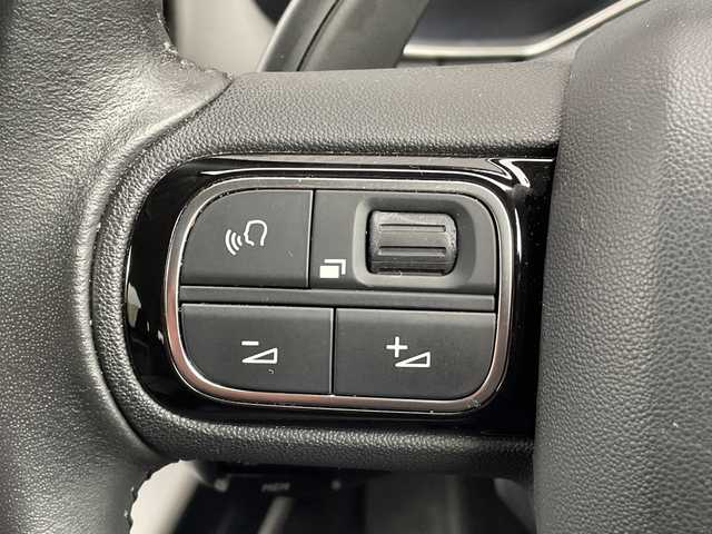 シトロエン シトロエン Ｃ５ エアクロス シャイン ブルーHDi 青森県 2021(令3)年 3.8万km パールⅡ 純正ナビ/(CarPlay/Bluetooth/USB/フルセグTV)/バック/サイドカメラ/ETC/アクティブセーフティブレーキ/アダプティブクルーズコントロール/レーンキープアシスト/ブラインドスポットアシスト/オートハイビーム/ダウンヒルアシスト/コーナーセンサー/パドルシフト/純正18インチアルミホイール/LEDヘッドライト/スマートキー/パワーバックドア/フロアマット