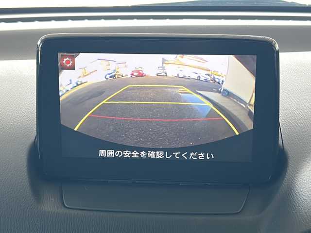 マツダ デミオ XD 岐阜県 2017(平29)年 4.3万km スノーフレイクホワイトパールマイカ 純正ナビ/FM/AM/USB1/USB2/CD/AUX/DVD/フルセグTV/プッシュスタート/シートヒーター/オートライト/オートエアコン/クルーズコントロール/ETC/電動格納ミラー/バックカメラ/ドアバイザー/純正マット/I-stopOff/レーンキープアシスト/横滑り防止装置/４WD
