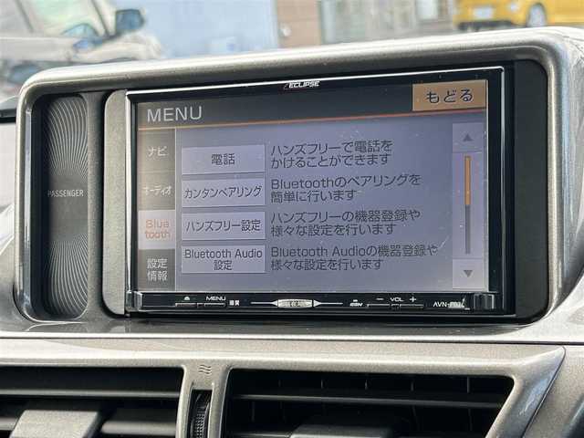 トヨタ ｉＱ 130G レザーパッケージ 福島県 2010(平22)年 11.4万km グレーメタリック 社外SDナビ/　【フルセグ/CD/DVD/USB】/バックカメラ/ETC/ステアリングリモコン/電格ミラー/純正フロアマット/純正ドアバイザー/HIDヘッドライト（AUTO機能付き）/プッシュスタート/横滑り防止機能/盗難防止装置