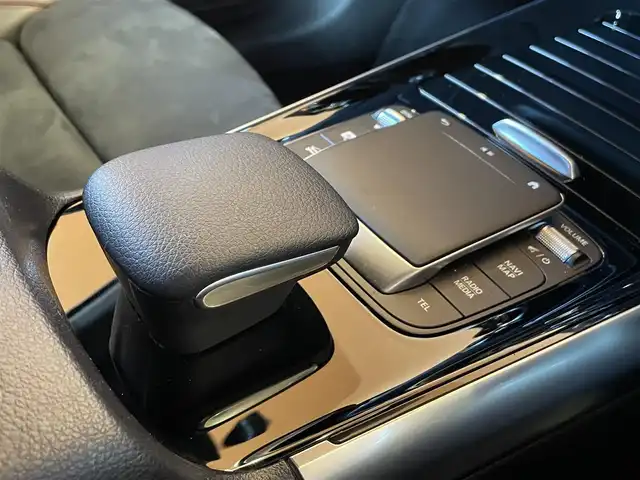 メルセデス・ベンツ Ｂ２００ｄ AMGライン 愛知県 2021(令3)年 4.5万km マウンテングレー ナビパッケージ /純正ナビ /フルセグTV /AppleCarPlay /レーダーセーフティパッケージ/ACC /ブラインドスポット/レーンキープ/パーキングアシスト/LEDヘッドライト /黒半革 /シートヒーター /ETC