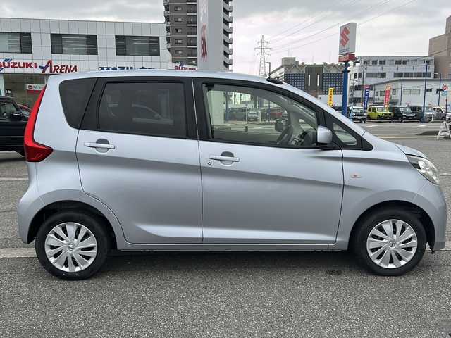 日産 デイズ J 富山県 2013(平25)年 8.1万km クールシルバー 社外メモリーナビ（MR-MZ20)/BT接続/ETC/ヘッドライトレベライザー/電動格納ミラー/保証書/取扱説明書/スペアキー