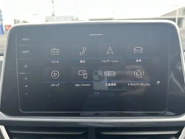 フォルクスワーゲン ＶＷ Ｔ－ロック TDI スタイル 滋賀県 2022(令4)年 1.5万km 緑Ⅱ デジタルメーター/ワイヤレス充電/ブラインドスポットモニター/レーンキープアシスト/ACC/純正ナビ/（BT/CarPlay）/バックカメラ/パワーバックドア/ETC2.0/純正19インチAW/コーナーセンサー/LEDヘッドライト/ハーフレザーシート/スマートキー/プッシュスタート