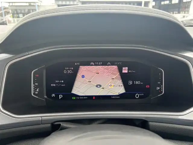 フォルクスワーゲン ＶＷ Ｔ－ロック TDI スタイル 滋賀県 2022(令4)年 1.5万km 緑Ⅱ デジタルメーター/ワイヤレス充電/ブラインドスポットモニター/レーンキープアシスト/ACC/純正ナビ/（BT/CarPlay）/バックカメラ/パワーバックドア/ETC2.0/純正19インチAW/コーナーセンサー/LEDヘッドライト/ハーフレザーシート/スマートキー/プッシュスタート
