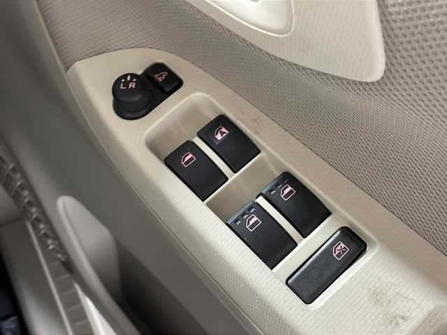 ダイハツ ムーヴ L SAⅢ 福岡県 2020(令2)年 2.7万km ホワイト ・純正ナビ/・ラジオ/・Bluetooth/・AUX/・Bカメラ/・社外ETC/・衝突軽減ブレーキシステム/・オートライト/・オートハイビーム/・アイドリングストップ/・リモコンキー/・純正マット/・ドアバイザー/・ハロゲンヘッドライト