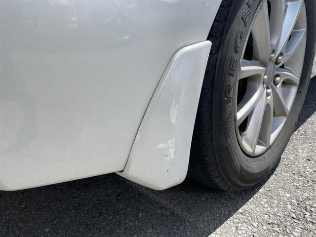 スバル インプレッサ スポーツ 2．0i アイサイト 岩手県 2013(平25)年 13.7万km サテンホワイトパール 禁煙車/4WD/追従型クルーズコントロール/純正ナビ/→ワンセグTV/Bluetooth/CD/DVD/FM/AM/バックカメラ/ステアリングスイッチ/衝突軽減ブレーキ/レーンキープアシスト/横滑り防止装置/オートライト/フォグライト/〇プッシュスタート/〇電動格納ミラー/〇ウィンカーミラー/〇ドアバイザー/〇フロアマット/〇パドルシフト/〇スマートキー/デジタルインナーミラー/ETC2.0/冬タイヤ純正アルミホイール車載
