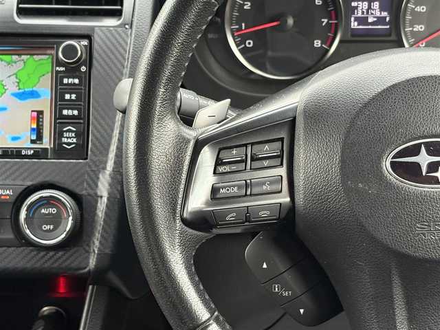 スバル インプレッサ スポーツ 2．0i アイサイト 岩手県 2013(平25)年 13.7万km サテンホワイトパール 禁煙車/4WD/追従型クルーズコントロール/純正ナビ/→ワンセグTV/Bluetooth/CD/DVD/FM/AM/バックカメラ/ステアリングスイッチ/衝突軽減ブレーキ/レーンキープアシスト/横滑り防止装置/オートライト/フォグライト/〇プッシュスタート/〇電動格納ミラー/〇ウィンカーミラー/〇ドアバイザー/〇フロアマット/〇パドルシフト/〇スマートキー/デジタルインナーミラー/ETC2.0/冬タイヤ純正アルミホイール車載