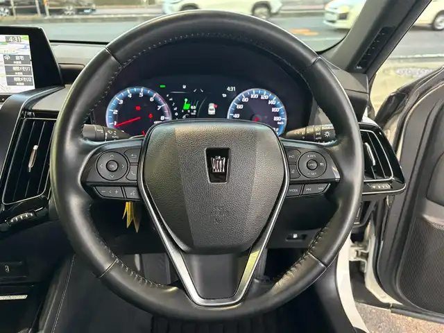 トヨタ クラウン RS アドバンス 愛知県 2018(平30)年 5万km ホワイトパールクリスタルシャイン ワンオーナー/バックカメラ/追従クルーズコントロール/純正ナビ/Bluetooth/DVD/SD/フルセグTV/ETC/パドルシフト/MTモード付きAT/パワーシート/シートヒーター/エアシート/前後ドライブレコーダー/前後コーナーセンサー/レーンキープアシスト/オートマチックハイビーム/スペアキー/禁煙　ワンオーナー　Ｗモニター　ナビ　フルセグＴＶ　ＤＶＤ再生　Ｂｌｕｅｔｏｏｔｈ　ＵＳＢ接続　バックカメラ　ビルトインＥＴＣ　ドラレコ　シートエアコン　黒革パワーシート　追従　ＬＫＡ　ＢＳＭ　ＨＵＤ