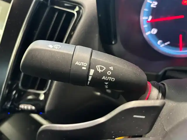 トヨタ クラウン RS アドバンス 愛知県 2018(平30)年 5万km ホワイトパールクリスタルシャイン ワンオーナー/バックカメラ/追従クルーズコントロール/純正ナビ/Bluetooth/DVD/SD/フルセグTV/ETC/パドルシフト/MTモード付きAT/パワーシート/シートヒーター/エアシート/前後ドライブレコーダー/前後コーナーセンサー/レーンキープアシスト/オートマチックハイビーム/スペアキー/禁煙　ワンオーナー　Ｗモニター　ナビ　フルセグＴＶ　ＤＶＤ再生　Ｂｌｕｅｔｏｏｔｈ　ＵＳＢ接続　バックカメラ　ビルトインＥＴＣ　ドラレコ　シートエアコン　黒革パワーシート　追従　ＬＫＡ　ＢＳＭ　ＨＵＤ