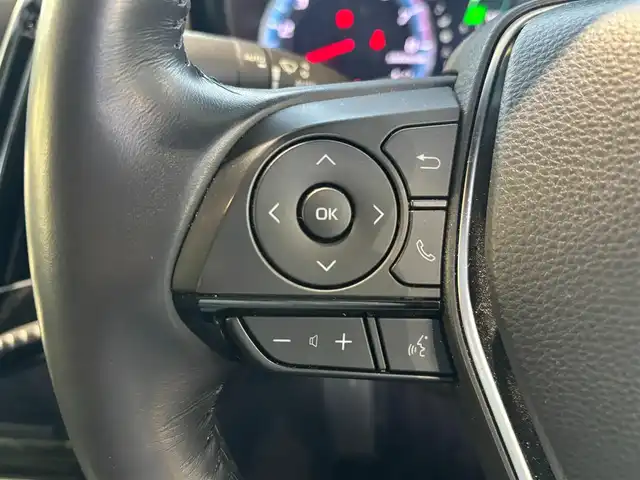 トヨタ クラウン RS アドバンス 愛知県 2018(平30)年 5万km ホワイトパールクリスタルシャイン ワンオーナー/バックカメラ/追従クルーズコントロール/純正ナビ/Bluetooth/DVD/SD/フルセグTV/ETC/パドルシフト/MTモード付きAT/パワーシート/シートヒーター/エアシート/前後ドライブレコーダー/前後コーナーセンサー/レーンキープアシスト/オートマチックハイビーム/スペアキー/禁煙　ワンオーナー　Ｗモニター　ナビ　フルセグＴＶ　ＤＶＤ再生　Ｂｌｕｅｔｏｏｔｈ　ＵＳＢ接続　バックカメラ　ビルトインＥＴＣ　ドラレコ　シートエアコン　黒革パワーシート　追従　ＬＫＡ　ＢＳＭ　ＨＵＤ