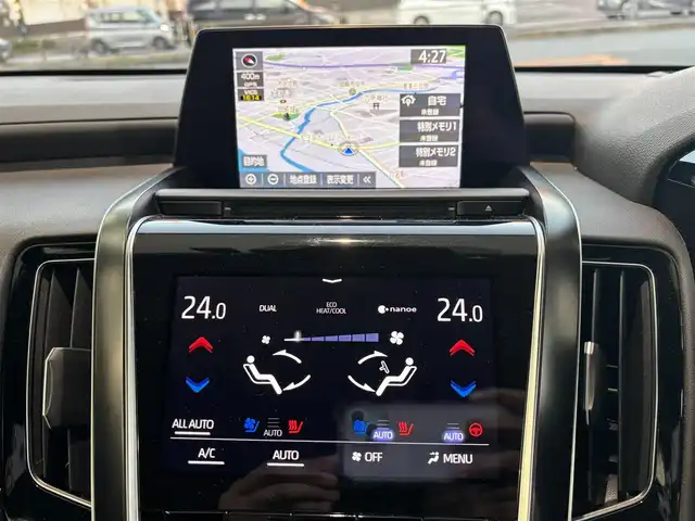 トヨタ クラウン RS アドバンス 愛知県 2018(平30)年 5万km ホワイトパールクリスタルシャイン ワンオーナー/バックカメラ/追従クルーズコントロール/純正ナビ/Bluetooth/DVD/SD/フルセグTV/ETC/パドルシフト/MTモード付きAT/パワーシート/シートヒーター/エアシート/前後ドライブレコーダー/前後コーナーセンサー/レーンキープアシスト/オートマチックハイビーム/スペアキー/禁煙　ワンオーナー　Ｗモニター　ナビ　フルセグＴＶ　ＤＶＤ再生　Ｂｌｕｅｔｏｏｔｈ　ＵＳＢ接続　バックカメラ　ビルトインＥＴＣ　ドラレコ　シートエアコン　黒革パワーシート　追従　ＬＫＡ　ＢＳＭ　ＨＵＤ