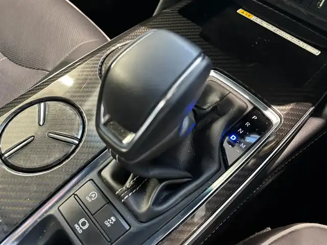 トヨタ クラウン RS アドバンス 愛知県 2018(平30)年 5万km ホワイトパールクリスタルシャイン ワンオーナー/バックカメラ/追従クルーズコントロール/純正ナビ/Bluetooth/DVD/SD/フルセグTV/ETC/パドルシフト/MTモード付きAT/パワーシート/シートヒーター/エアシート/前後ドライブレコーダー/前後コーナーセンサー/レーンキープアシスト/オートマチックハイビーム/スペアキー/禁煙　ワンオーナー　Ｗモニター　ナビ　フルセグＴＶ　ＤＶＤ再生　Ｂｌｕｅｔｏｏｔｈ　ＵＳＢ接続　バックカメラ　ビルトインＥＴＣ　ドラレコ　シートエアコン　黒革パワーシート　追従　ＬＫＡ　ＢＳＭ　ＨＵＤ