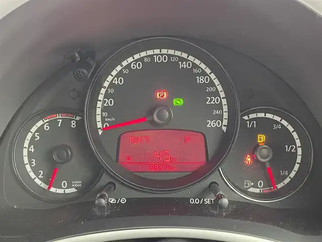 フォルクスワーゲン ザ・ビートル デザイン 茨城県 2014(平26)年 8.4万km トルネードレッド 社外7インチナビ/Bluetooth/フルセグ/CD/DVD/クルーズコントロール/キセノンヘッドライト/純正AW/イモビライザー/横滑り防止機能/ETC/リモコンキー/スペアキー