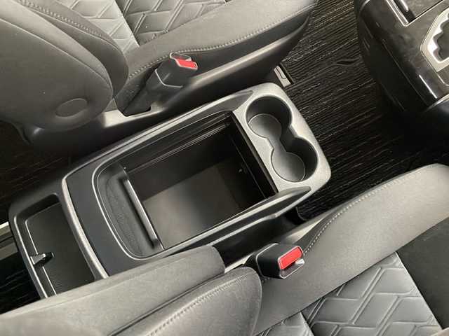 トヨタ ヴェルファイア Z 長野県 2020(令2)年 5.3万km ホワイトパールクリスタルシャイン 純正HDDナビ/・Bluetooth/DVD/TV/後方バックカメラ/純正ETC/AndoroidAuto/AppleCarPlay/オットマン/ドラレコ前後/ウォークスルー/純正フロアマット/両側パワースライド/純正18インチAW/コーナーセンサー前後/レーンキープアシスト/盗難防止装置/オートライト/オートマチックハイビーム/LEDヘッドライト/エアバックW+サイド/カーテンエアバック/衝突被害軽減システム/クルコン追従あり/スマートキー/スペアキー２本/保証書/取扱説明書