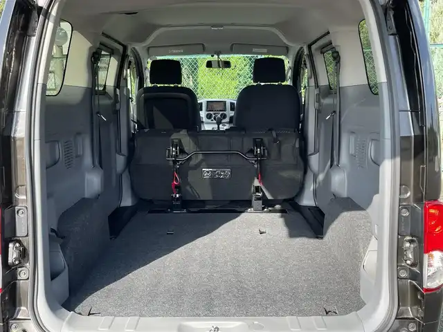 日産 ＮＶ２００バネット 16X－2R 千葉県 2017(平29)年 2万km タイガーアイブラウン ・ワンオーナー/・純正ナビ【MJ116D-A】/（Bluetooth/フルセグTV/DVD/CD)/・バックカメラ/・フロントドライブレコーダー/・ETC/・電動格納ミラー/・フロントフォグランプ/・純正フロアマット/・リアプライバシーガラス/・スペアキー×1/・横滑り防止装置/・社外14インチアルミホイール/・取扱説明書/・保証書/・記録簿