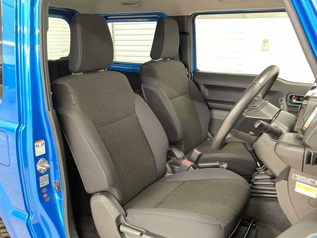 スズキ ジムニー XC 熊本県 2018(平30)年 3.7万km ブリスクブルーM 5MT/クルーズコントロール/衝突軽減システム/レーンキープアシスト/横滑り防止装置/ステアリングスイッチ/Ｄ・Ｎ席シートヒーター/プッシュスタート/スマートキー/純正フロアマット/ドアバイザー/純正16インチＡＷ