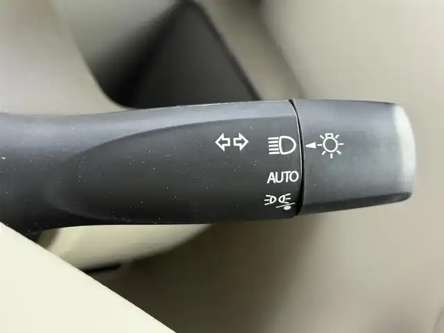 スズキ ラパン G 愛知県 2022(令4)年 2.7万km アーバンブラウンパールメタリック 社外ナビ（フルセグ、CD、DVD、Bluetooth）/シートヒーター（D席）/衝突軽減ブレーキ/レーンキープアシスト/オートライト/コーナーセンサー/LEDヘッドライト/スマートキー/社外フロアマット/横滑り防止装置/アイドリングストップ