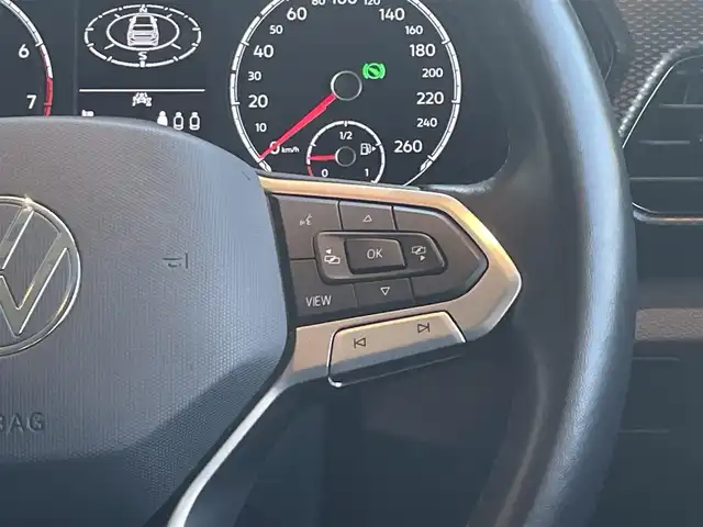 フォルクスワーゲン ＶＷ Ｔ－クロス TSI アクティブ 高知県 2022(令4)年 1.3万km 白 ACC（アダプテブクルーズコントロール）/　・Front　Assist/ 　・Lane Assist/ ・ブラインドスポットディテクション/純正ナビ/【AppleCarPlay/androidauto/USB/Bluetooth】/バックカメラ/コーナーセンサー/パークアシスト/疲労検知システム/純正アルミホイール16インチ/LEDヘッドライト/LEDフォグライト/ETC2.0/社外ドラレコ