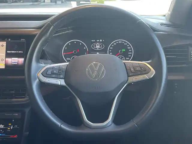 フォルクスワーゲン ＶＷ Ｔ－クロス TSI アクティブ 高知県 2022(令4)年 1.3万km 白 ACC（アダプテブクルーズコントロール）/　・Front　Assist/ 　・Lane Assist/ ・ブラインドスポットディテクション/純正ナビ/【AppleCarPlay/androidauto/USB/Bluetooth】/バックカメラ/コーナーセンサー/パークアシスト/疲労検知システム/純正アルミホイール16インチ/LEDヘッドライト/LEDフォグライト/ETC2.0/社外ドラレコ