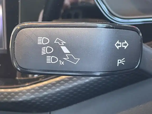 フォルクスワーゲン ＶＷ Ｔ－クロス TSI アクティブ 高知県 2022(令4)年 1.3万km 白 ACC（アダプテブクルーズコントロール）/　・Front　Assist/ 　・Lane Assist/ ・ブラインドスポットディテクション/純正ナビ/【AppleCarPlay/androidauto/USB/Bluetooth】/バックカメラ/コーナーセンサー/パークアシスト/疲労検知システム/純正アルミホイール16インチ/LEDヘッドライト/LEDフォグライト/ETC2.0/社外ドラレコ