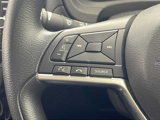 日産 ノート e－パワー X Vセレクション 沖縄県 2020(令2)年 2.6万km シャイニングブルー 純正ナビ　【MM319D-W】/　(フルセグＴＶ　Ｂｌｕｅｔｏｏｔｈ CD/DVD)/アラウンドビューモニター　　/ＬＥＤヘッドライト　/ドライブレコーダー　/デジタルインナーミラー　/クリアランスソナー　/プッシュスタート　/スマートキー　/オートライト