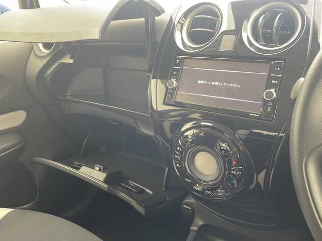 日産 ノート e－パワー X Vセレクション 沖縄県 2020(令2)年 2.6万km シャイニングブルー 純正ナビ　【MM319D-W】/　(フルセグＴＶ　Ｂｌｕｅｔｏｏｔｈ CD/DVD)/アラウンドビューモニター　　/ＬＥＤヘッドライト　/ドライブレコーダー　/デジタルインナーミラー　/クリアランスソナー　/プッシュスタート　/スマートキー　/オートライト