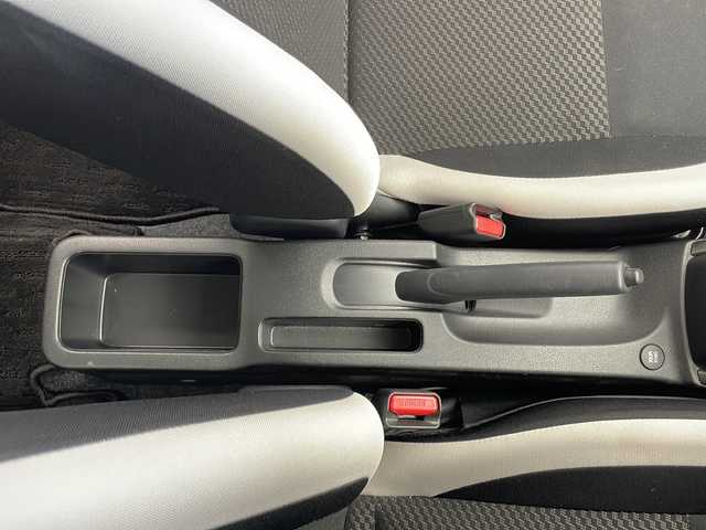 日産 ノート e－パワー X Vセレクション 沖縄県 2020(令2)年 2.6万km シャイニングブルー 純正ナビ　【MM319D-W】/　(フルセグＴＶ　Ｂｌｕｅｔｏｏｔｈ CD/DVD)/アラウンドビューモニター　　/ＬＥＤヘッドライト　/ドライブレコーダー　/デジタルインナーミラー　/クリアランスソナー　/プッシュスタート　/スマートキー　/オートライト