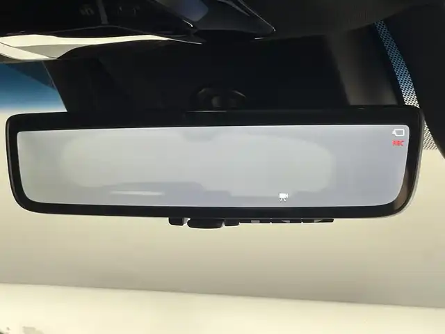 トヨタ ハリアー ハイブリッド Z レザーパッケージ 愛知県 2024(令6)年 2.5万km プラチナホワイトパールマイカ 純正１２．３型ナビ　調光ルーフ　ＪＢＬ　禁煙　全方位カメラ　デジタルインナーミラー　黒革　シートヒーター　電動リアゲート　前後ドラレコ　衝突軽減　追従クルコン　ＢＳＭ　ＨＵＤ　コーナーセンサ　フルセグTV　ETC2.0　LEDオートライト　フォグランプ　セーフティセンス　ナノイーX