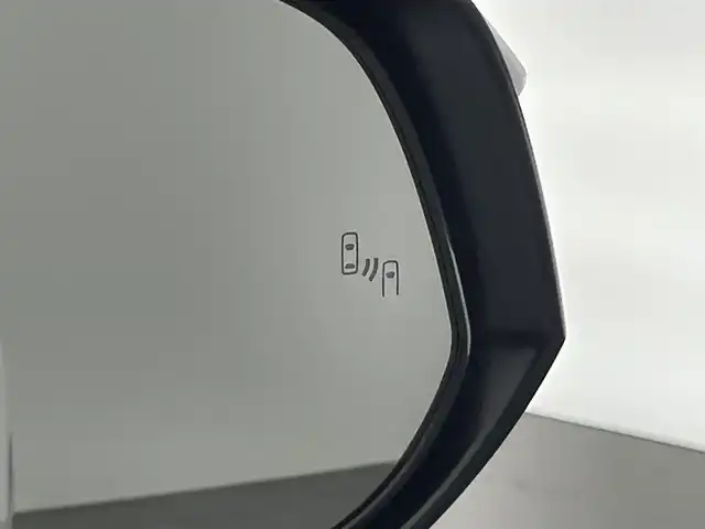 トヨタ ハリアー ハイブリッド Z レザーパッケージ 愛知県 2024(令6)年 2.5万km プラチナホワイトパールマイカ 純正１２．３型ナビ　調光ルーフ　ＪＢＬ　禁煙　全方位カメラ　デジタルインナーミラー　黒革　シートヒーター　電動リアゲート　前後ドラレコ　衝突軽減　追従クルコン　ＢＳＭ　ＨＵＤ　コーナーセンサ　フルセグTV　ETC2.0　LEDオートライト　フォグランプ　セーフティセンス　ナノイーX