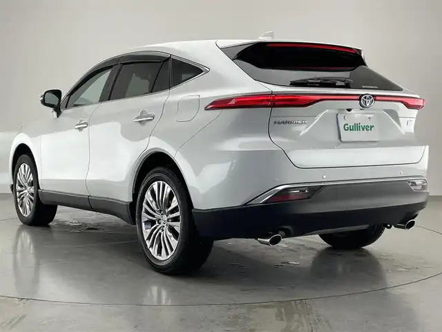 トヨタ ハリアー ハイブリッド Z レザーパッケージ 愛知県 2024(令6)年 2.5万km プラチナホワイトパールマイカ 純正１２．３型ナビ　調光ルーフ　ＪＢＬ　禁煙　全方位カメラ　デジタルインナーミラー　黒革　シートヒーター　電動リアゲート　前後ドラレコ　衝突軽減　追従クルコン　ＢＳＭ　ＨＵＤ　コーナーセンサ　フルセグTV　ETC2.0　LEDオートライト　フォグランプ　セーフティセンス　ナノイーX